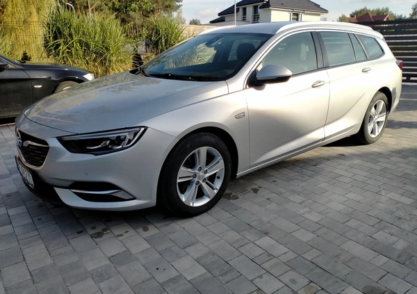 Opel Insignia cena 57999 przebieg: 198000, rok produkcji 2019 z Białobrzegi małe 326